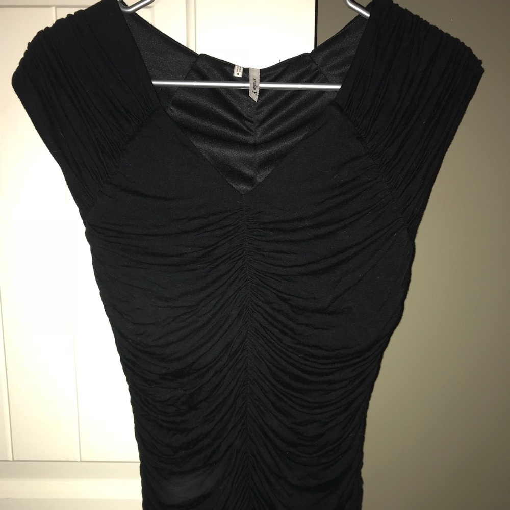 Maurice’s black tank top sz S